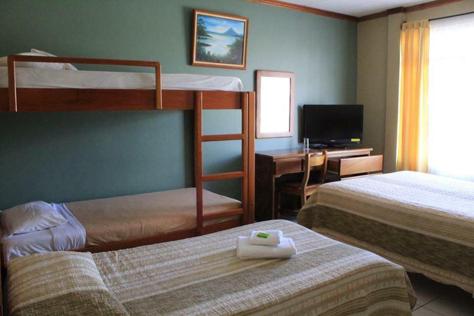 Hotel Guadalupe Tilarán Buitenkant foto